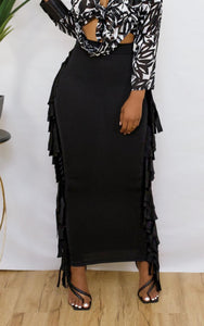 Shake Something Skirt (Black)